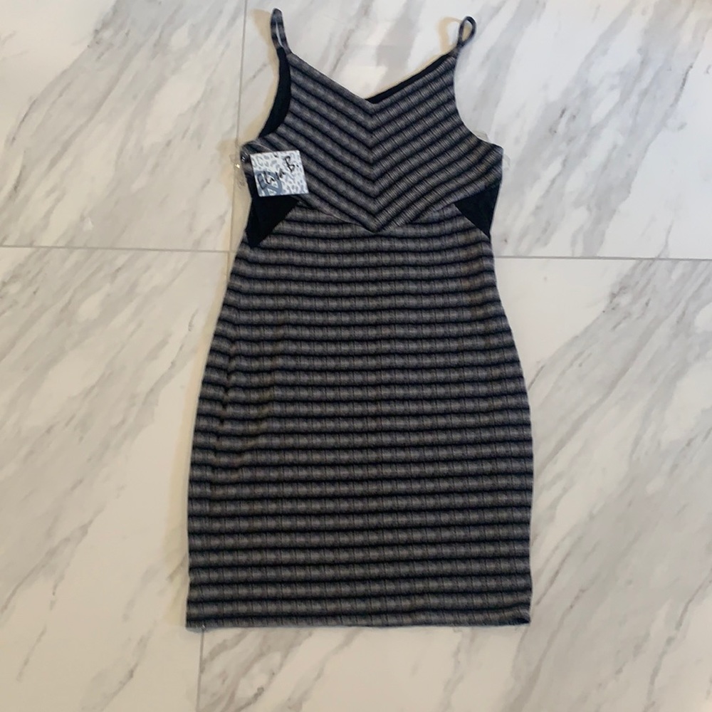 Elisa B woman’s black and silver midi dress